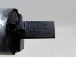 VW AUDI 1.6 LISTWA WTRYSKOWA CZUJNIK 03L130089B 03L906051