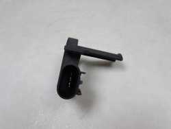 OPEL ASTRA K V CORSA E 15-19 CZUJNIK NATEZENIA KLEMA AKUMULATORA 13505369