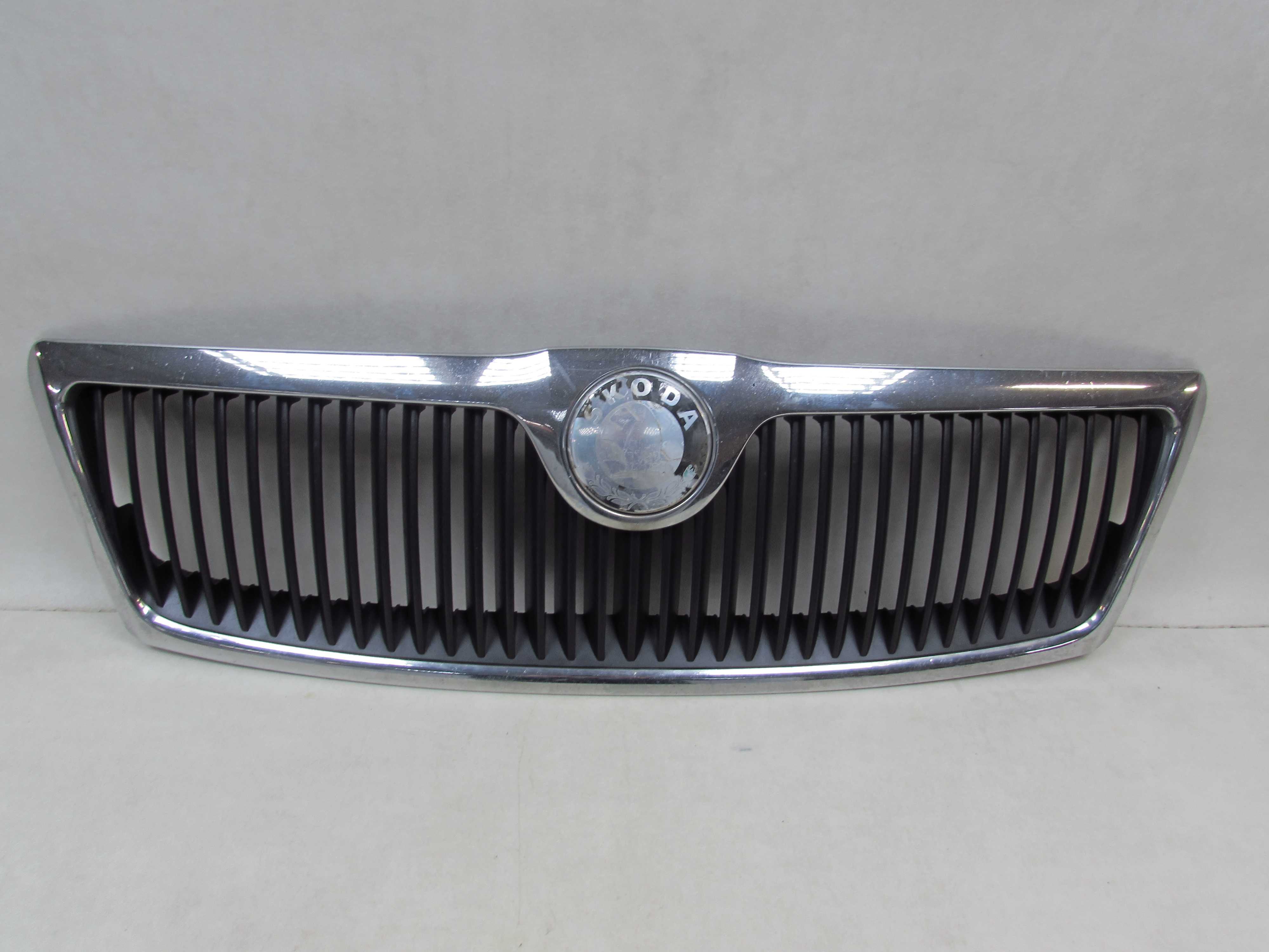 SKODA OCTAVIA II 04-08 ATRAPA CHLODNICY GRILL1Z0853668