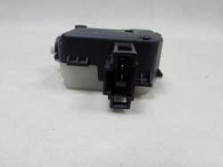 VOLVO C30 06-13 SILOWNIK KLAPKI WLEWU PALIWA 30716522