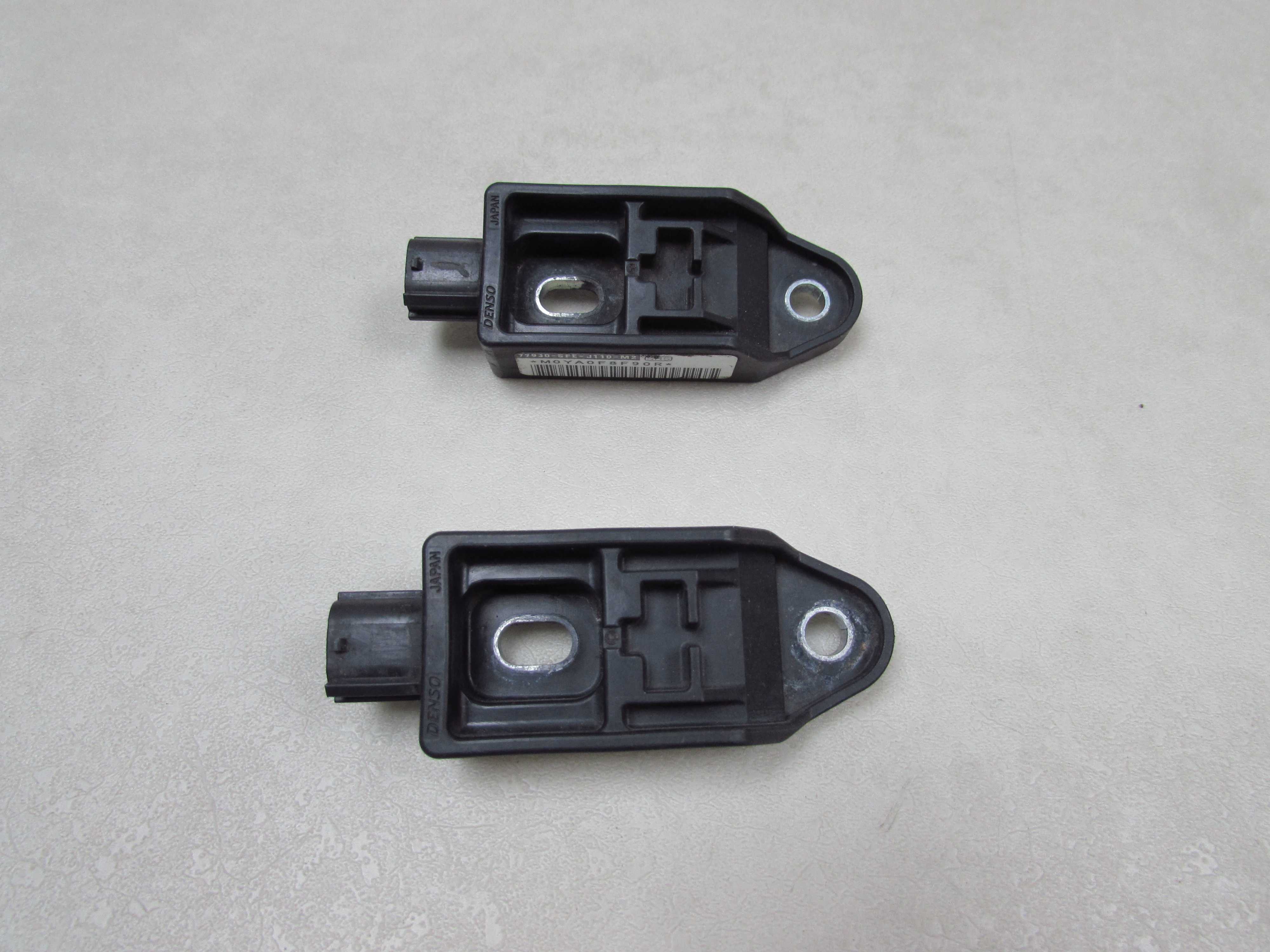 HONDA FR-V FRV CZUJNIK UDERZENIA 77930-SFE-J110-M2 04-09