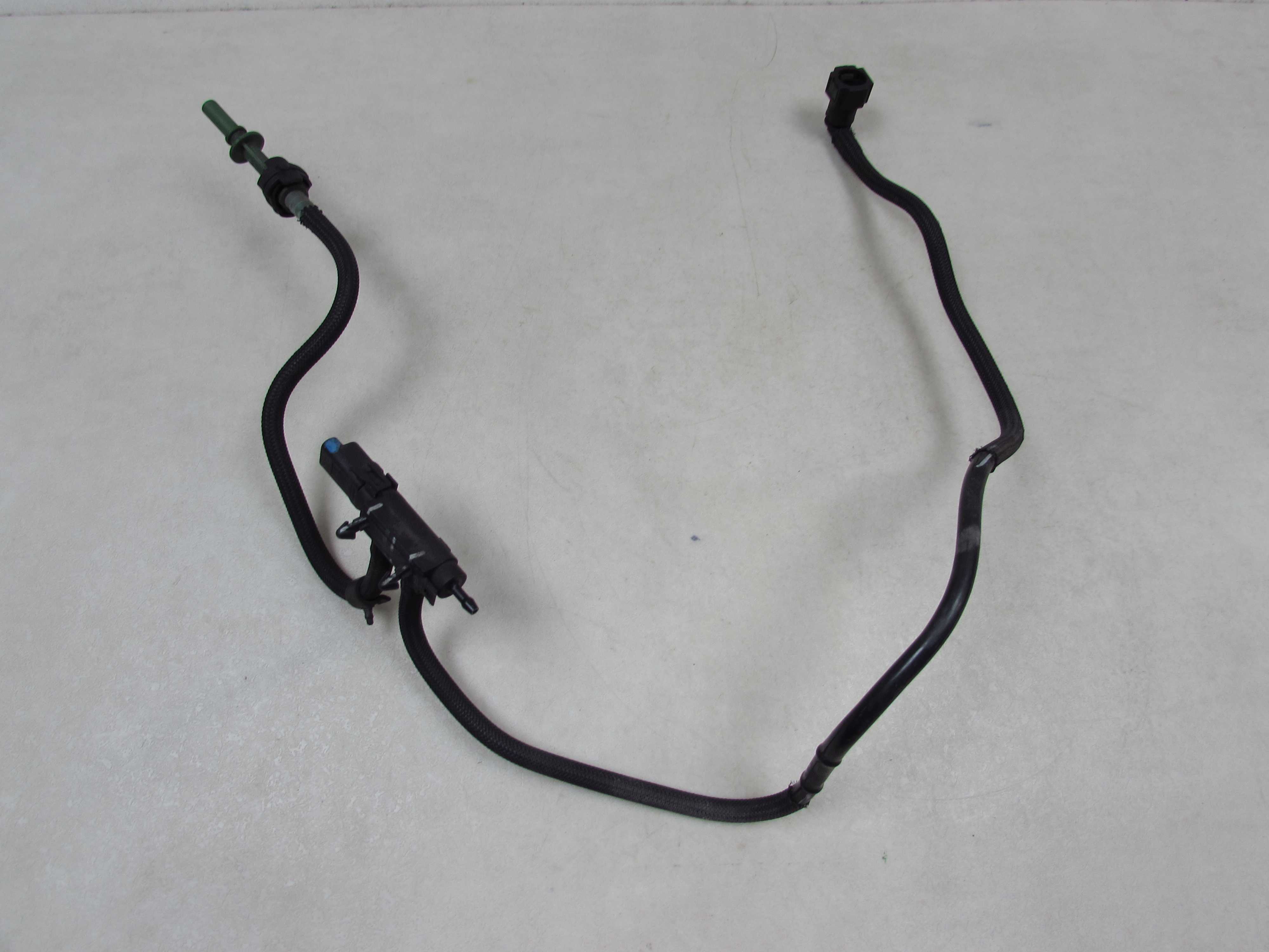 VOLVO C30 S40 V50 C70 2.0 D PRZEWOD CZUJNIK TEMPERATURY PALIWA 9635692580