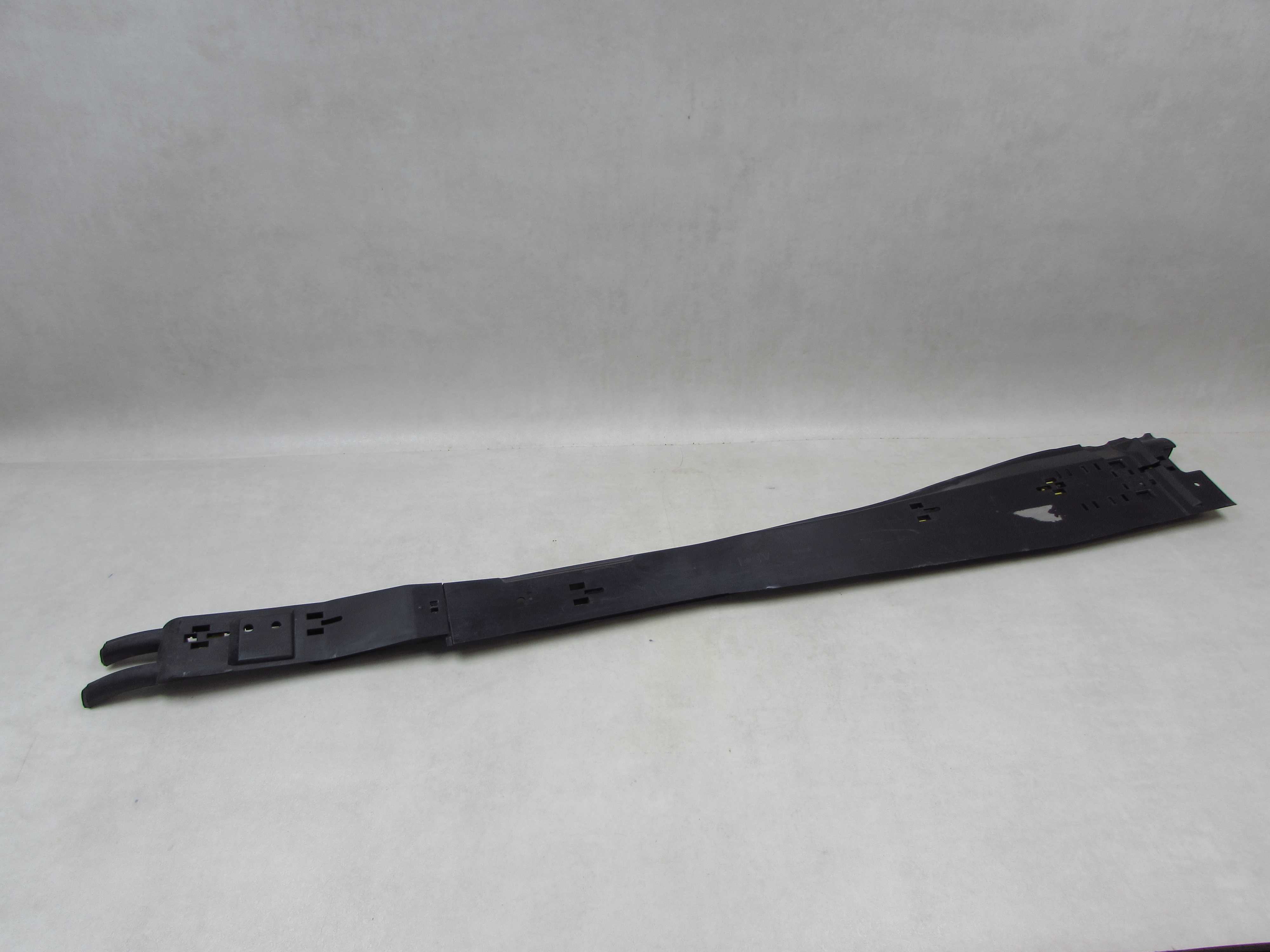VOLVO S80 V70 XC70 08-16 OSLONA PROWADNICA PRZEWODOW PALIWA PODWOZIA 6G91-9E312-BC 6G91-9S282-D 6G91-9E312-AB