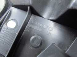 VOLVO XC70 07-16 SLIZG MOCOWANIE ZDERZAKA PRZOD LEWY 31214960