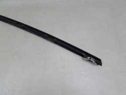 VOLVO XC70 07-16 LISTWA SZYBY CZOLOWEJ PRAWA 30753553