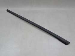 VOLVO XC70 07-16 LISTWA SZYBY CZOLOWEJ LEWA 30753552