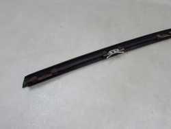 VOLVO XC70 07-16 LISTWA SZYBY CZOLOWEJ LEWA 30753552