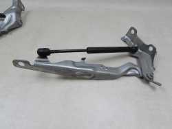 VOLVO S80 II V70 III XC70 II 06-16 ZAWIASY MASKI 477 LEWY PRAWY 31250186 31250185 SILOWNIKI