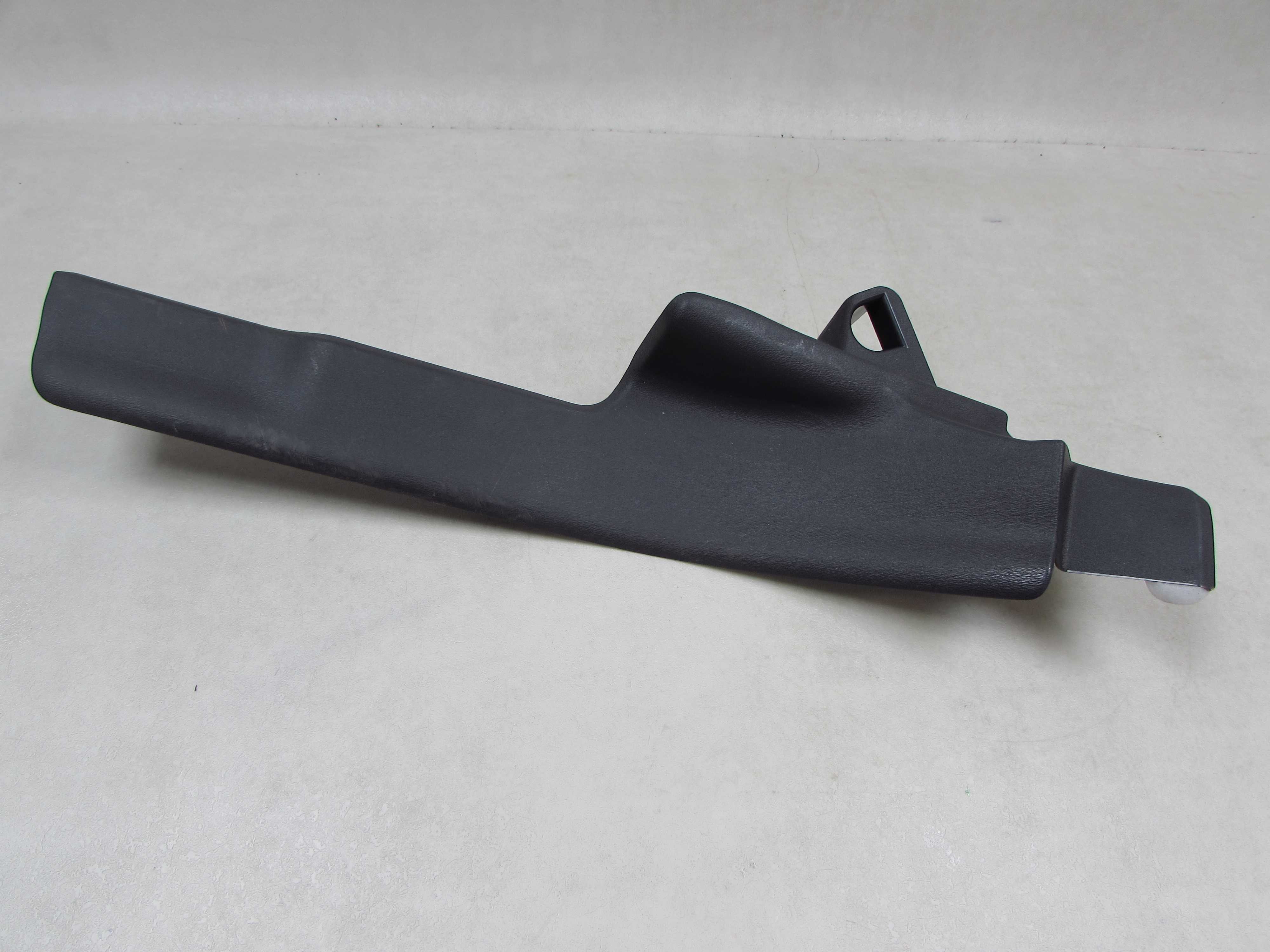 VOLVO V70 III XC70 06-16 OSLONA NAKLADKA LISTWA PROGU TYL LEWY
