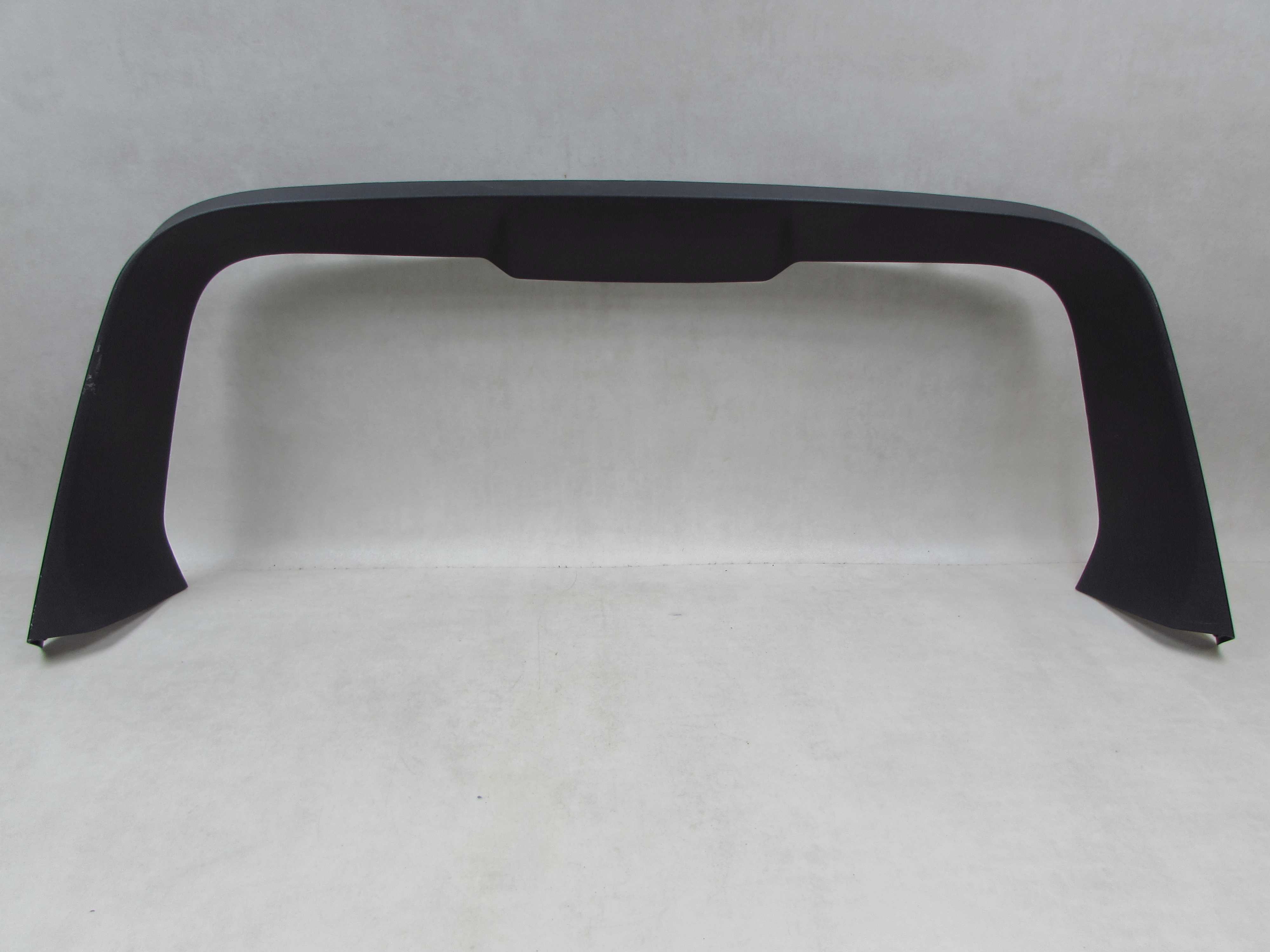 VOLVO  V70 III XC70 06-16 LISTWA OSLONA KLAPY BAGAZNIKA TYL TAPICERKA