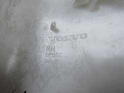 VOLVO  V70 III 06-13 POSZYCIE OSLONA SLUPKA A PRAWE