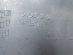 VOLVO XC70 07-16 NADKOLE PRZOD PRZEDNIE LEWE 30678550