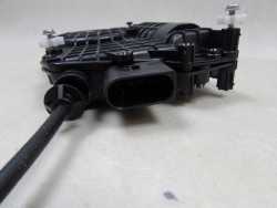 VOLVO V70 III XC70 III 06-16 ZAMEK DOCIAG KLAPY BAGAZNIKA TYL 4180812000