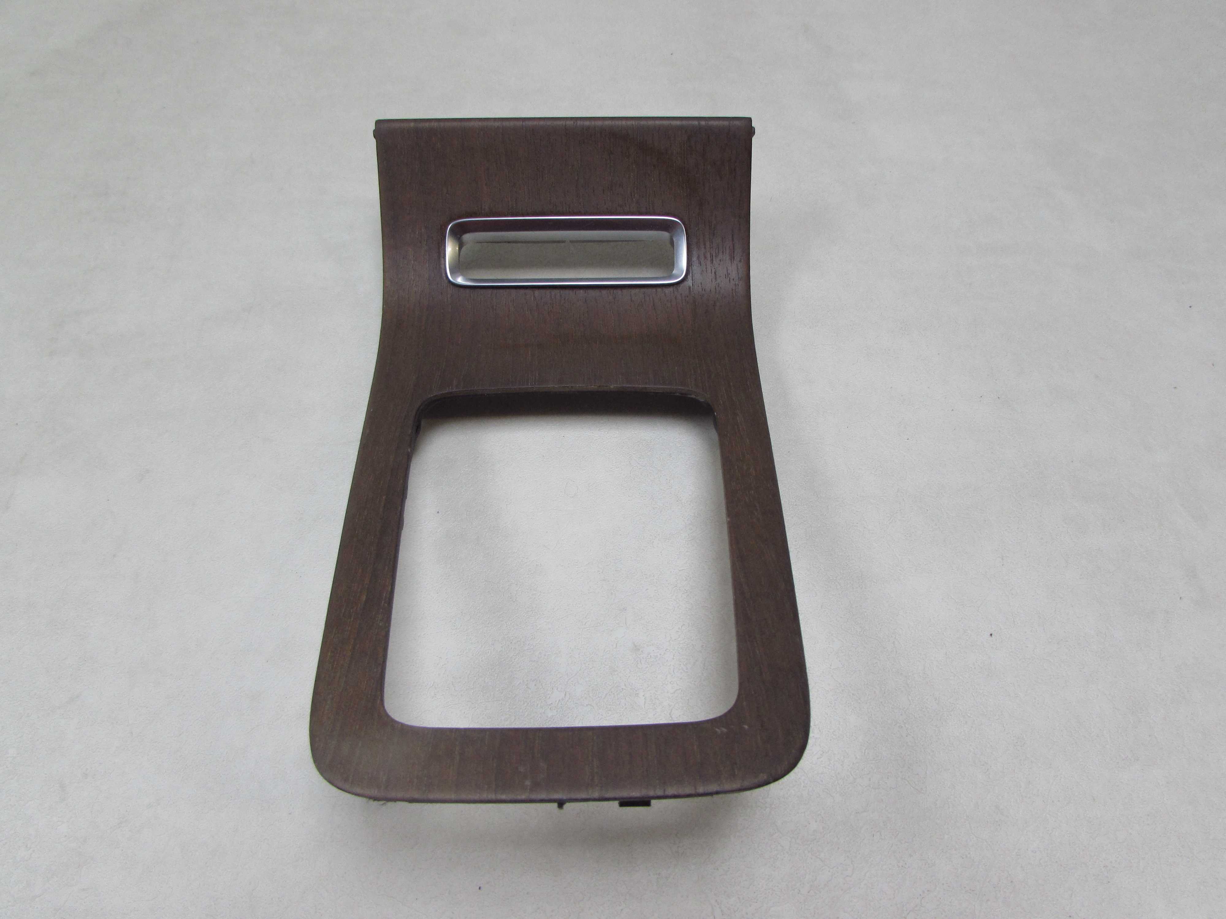 VOLVO S80 II V70 III XC70 III 06-16 RAMKA DEKOR OSLONA LEWARKA TUNELU KONSOLI 8635771 30781449