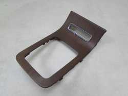 VOLVO S80 II V70 III XC70 III 06-16 RAMKA DEKOR OSLONA LEWARKA TUNELU KONSOLI 8635771 30781449