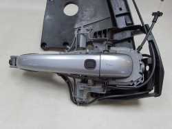 VOLVO S80 II V70 III XC70 XC60 C70 06-17 KLAMKA ZEWNETRZNA PODSTAWA KASETA PRAWA PRZOD KEYLESS 477 30661073