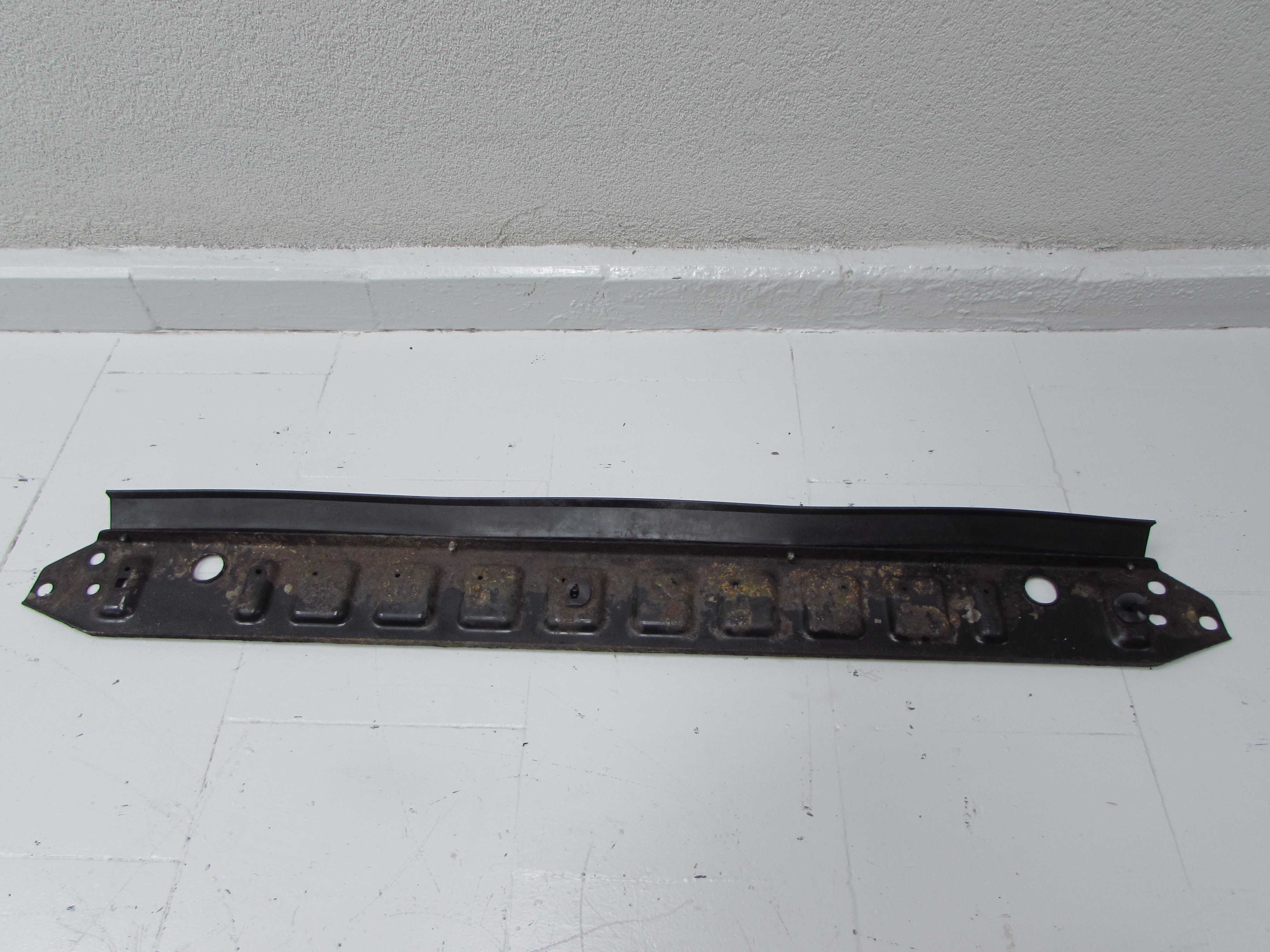 VOLVO S80 II V70 III XC70 XC60 06-16 WSPORNIK BELKA DOLNA PASA POD CHLODNICE 31274615 31265124