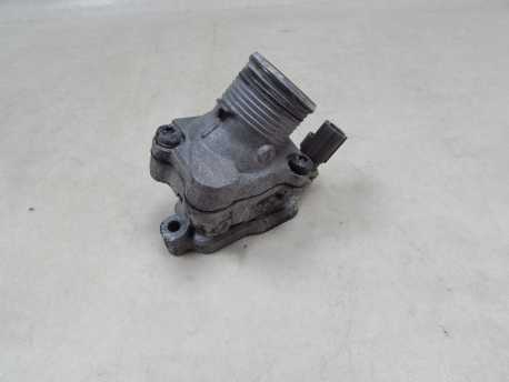 VOLVO S80 II V70 III 2.4 D5 06-13 OBUDOWA TERMOSTATU 30777475 6G91-8260-JB