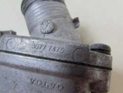 VOLVO S80 II V70 III 2.4 D5 06-13 OBUDOWA TERMOSTATU 30777475 6G91-8260-JB