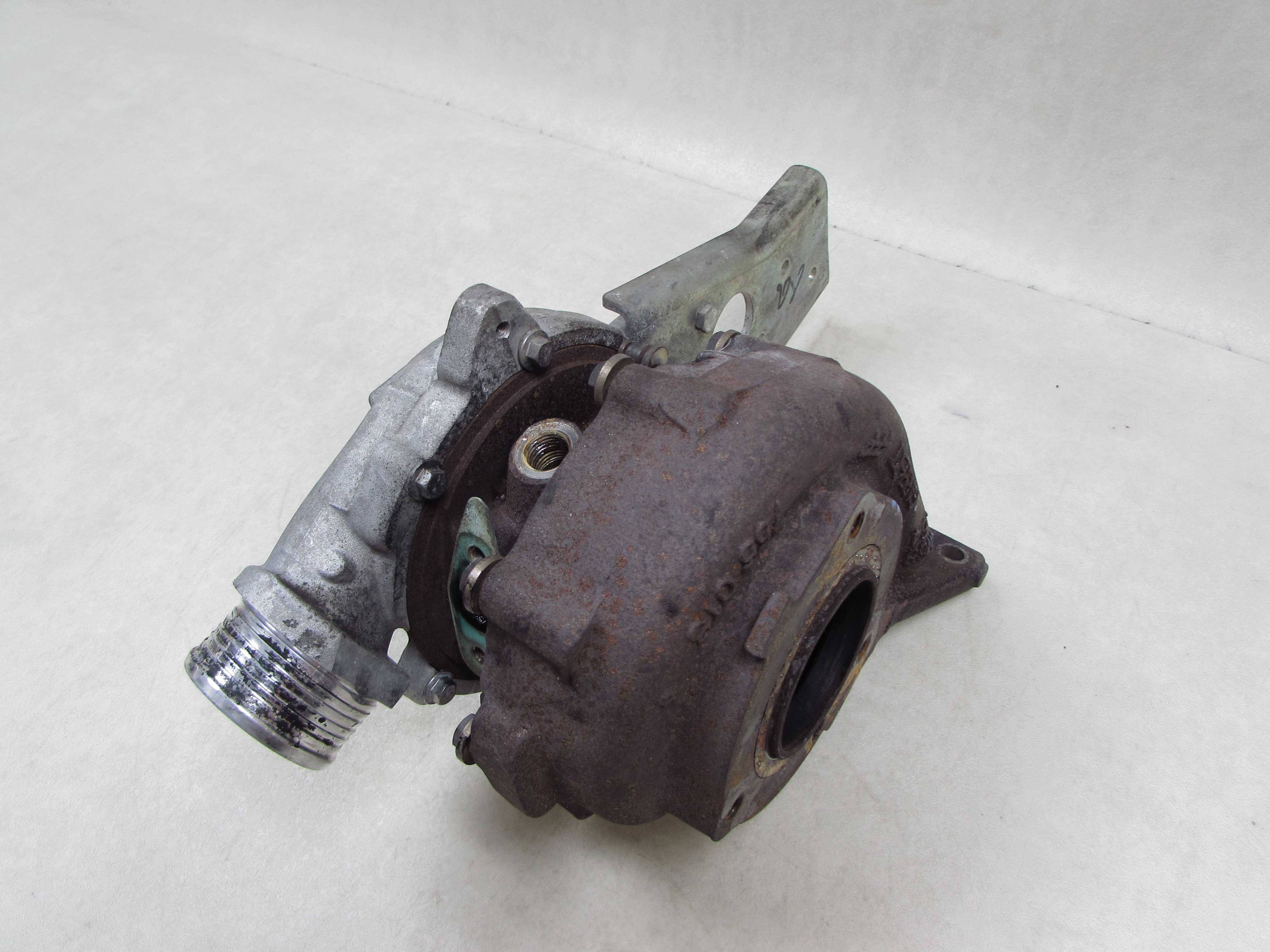 VOLVO C30 C70 S80 V70 XC 2.4 D5 185KM 06-17 TURBOSPREZARKA TURBO GTB2056VL 31293507 USZKODZONA