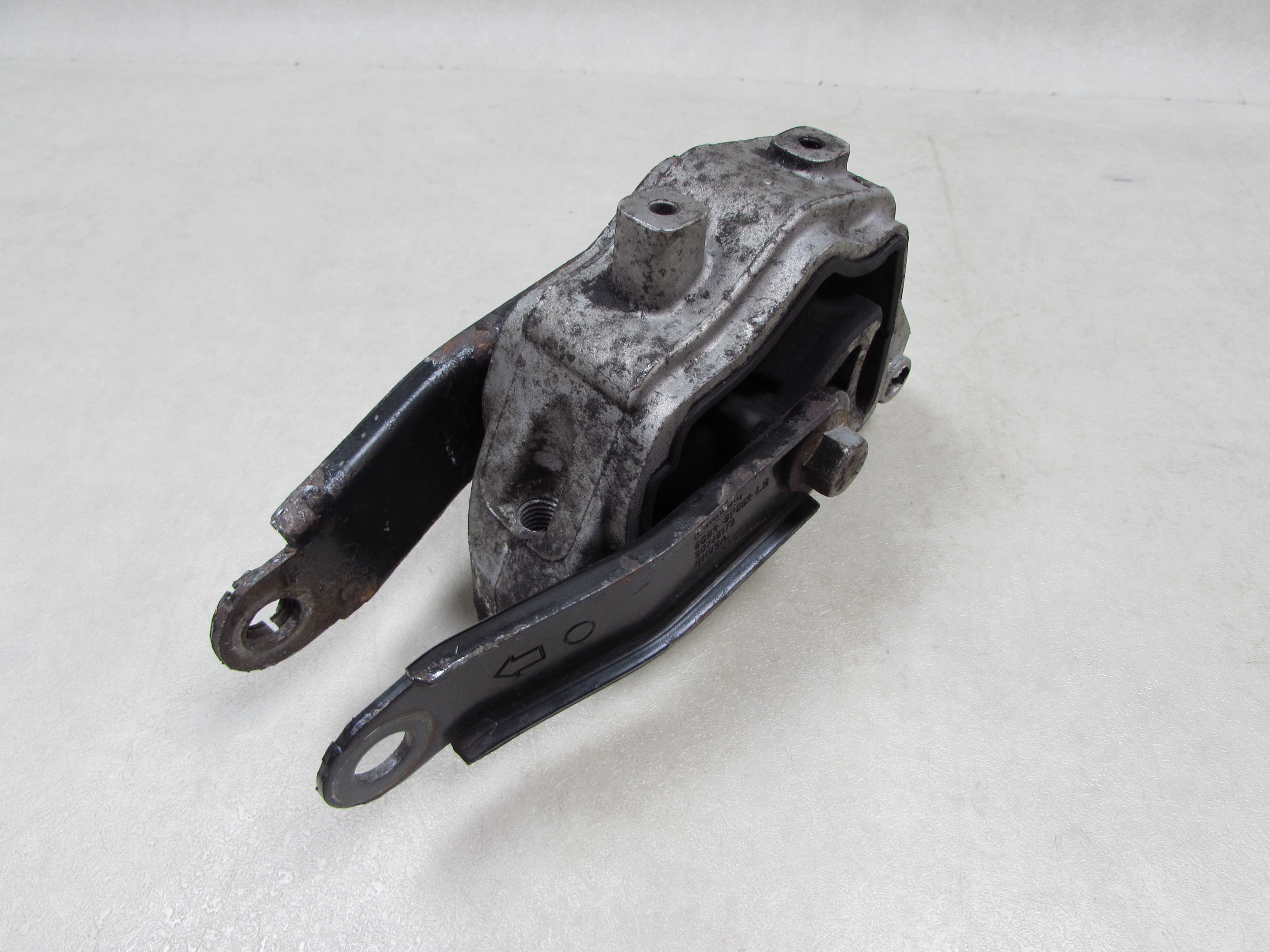 VOLVO S80 II V70 III XC70 06-17 2.4 D5 LAPA PODUSZKA SILNIKA TR8070M10 6G92-6P082-AB 6G92-6P082-LB