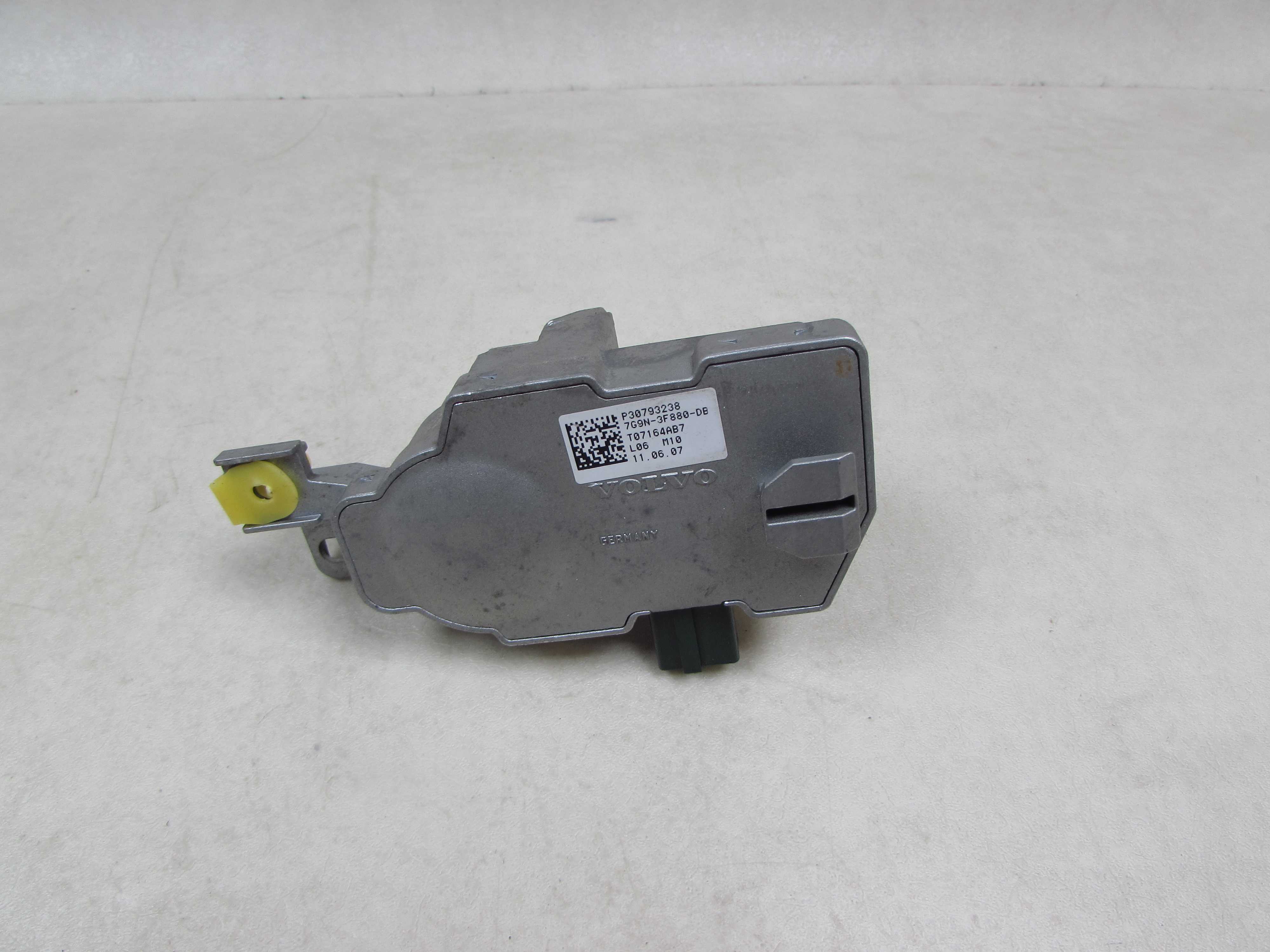 VOLVO S60 S80 II V70 XC 07- BLOKADA RYGIEL KIEROWNICY 7G9N-3F880-DB 30793238