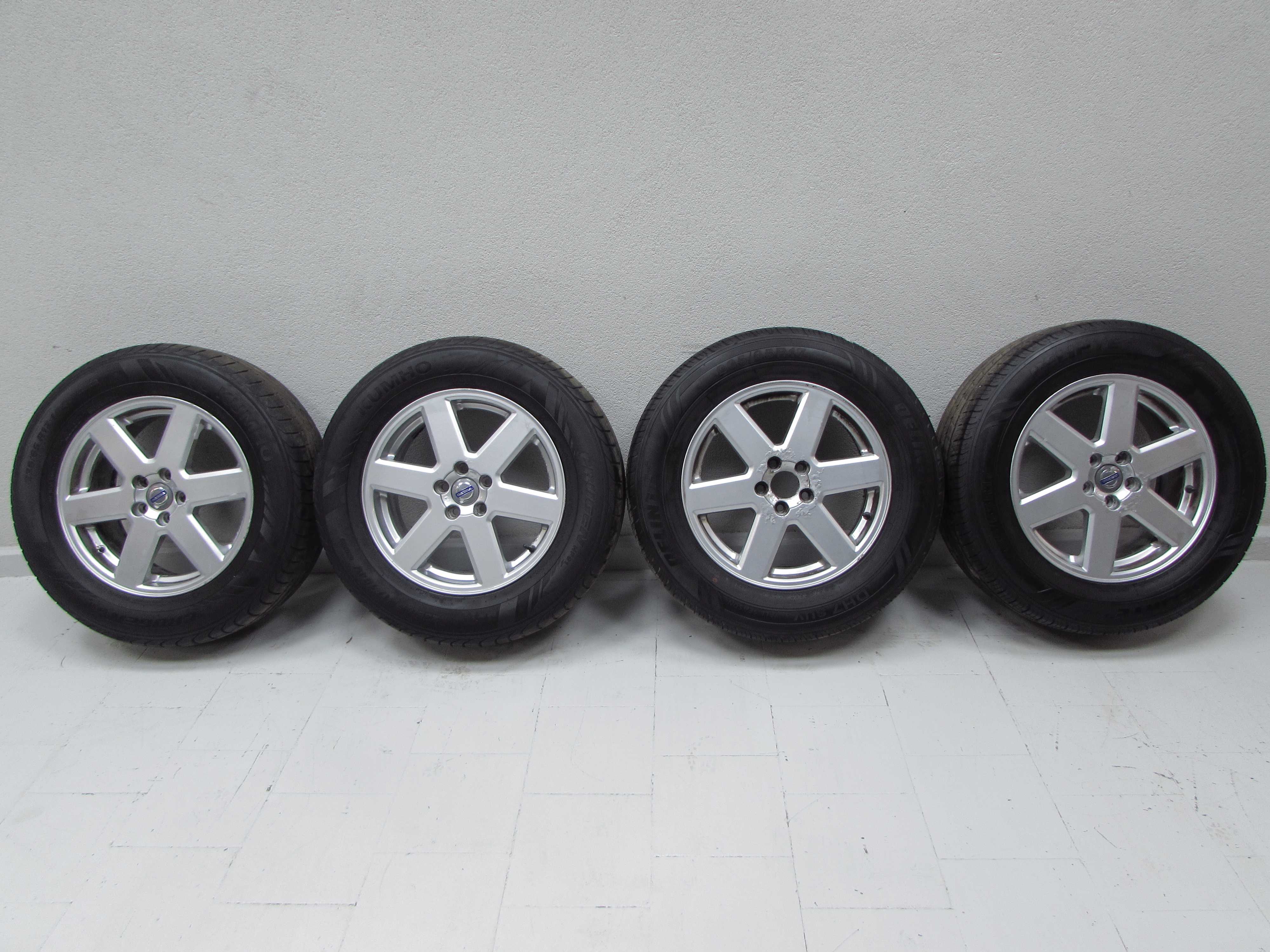 VOLVO XC60 XC70 XC90 XC BORBET 5X108 17' ET49 7J KOLA FELGI ALUMINIOWE 8646831