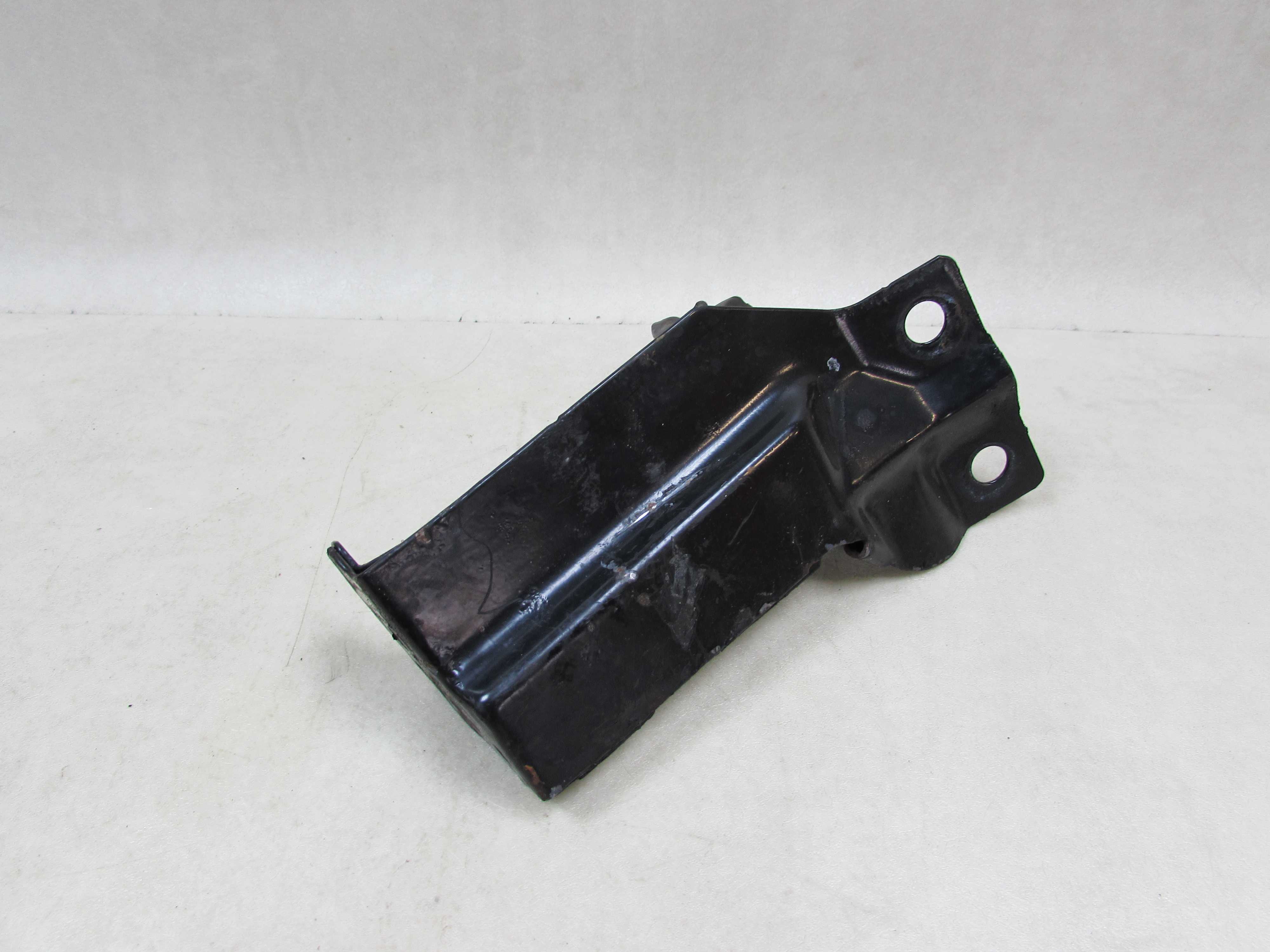 VOLVO XC60 S60 II V60 08-17 WSPORNIK MOCOWANIE BELKI POD CHLODNICE PRAWE 31261932