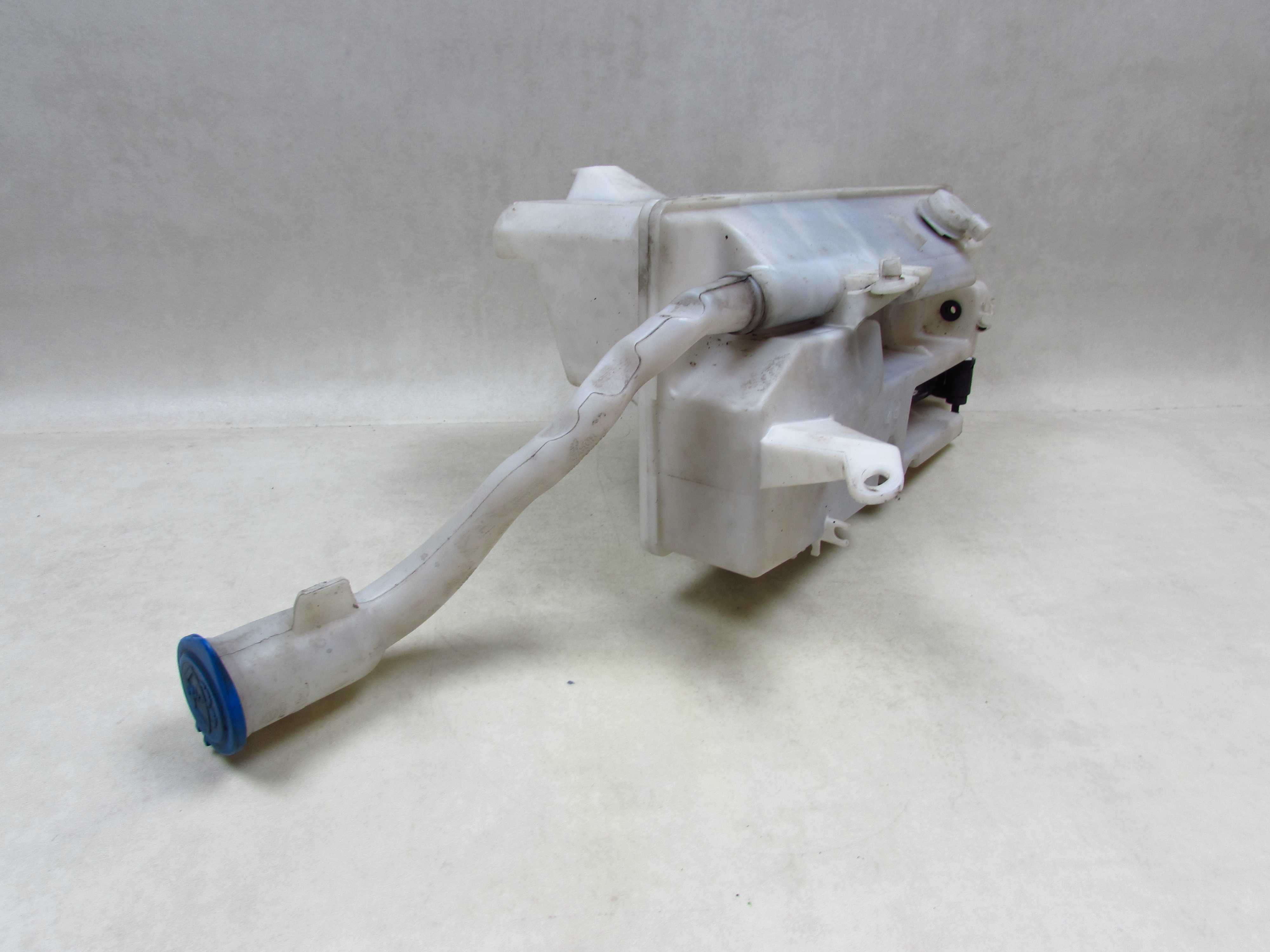 VOLVO XC60 08-17 ZBIORNIK PLYNU SPRYSKIWACZY XENON 30753424