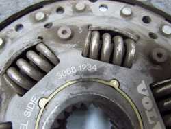 VOLVO S80 V70 XC70 XC60 2.4 D5 07- SPRZEGLO KOLO DWUMASOWE DOCISK 30759472 30681234 4N51-7563-GA