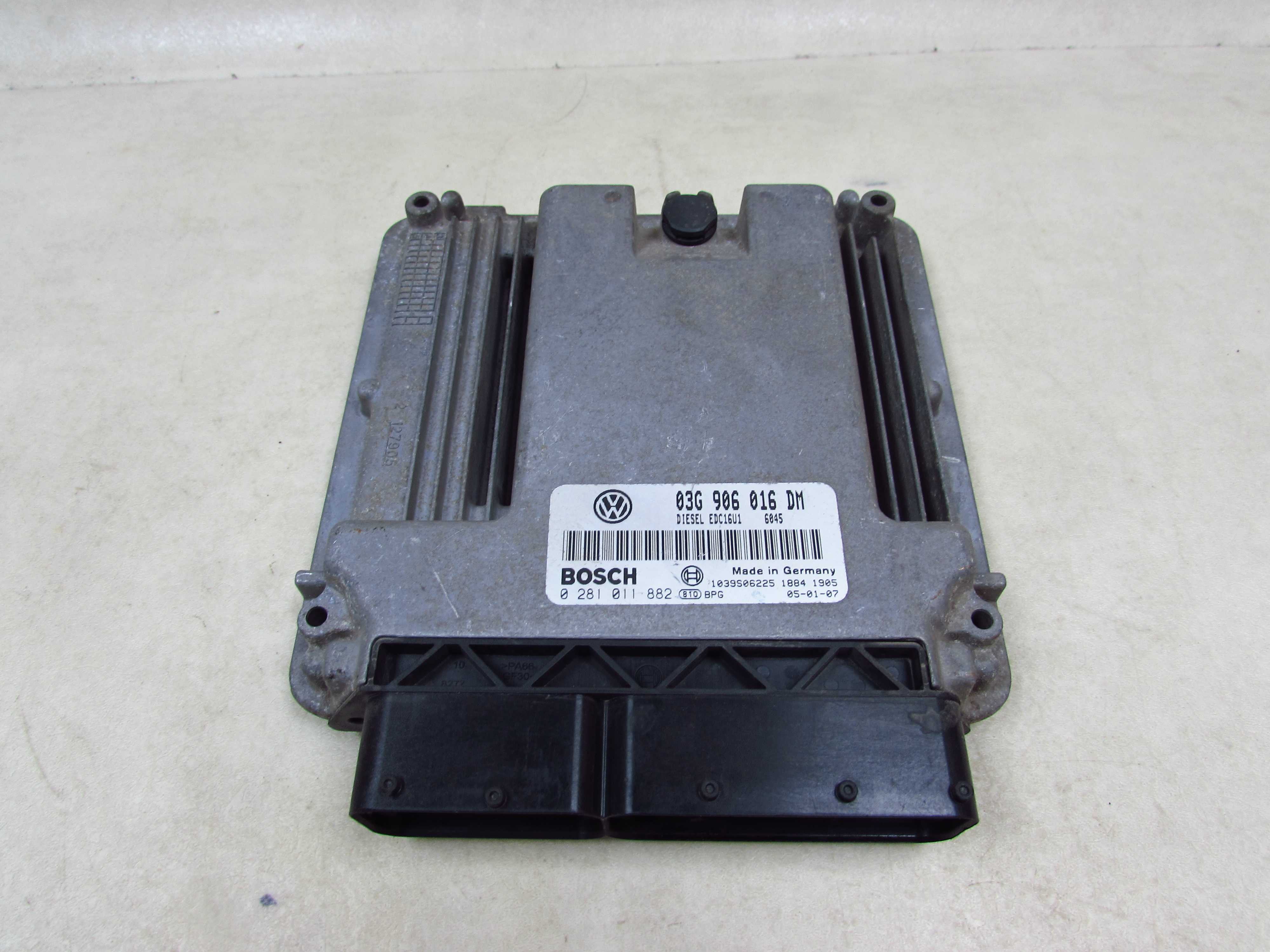 VW AUDI SEAT SKODA 1.9 TDI KOMPUTER STEROWNIK SILNIKA 03G906016DM 0281011882