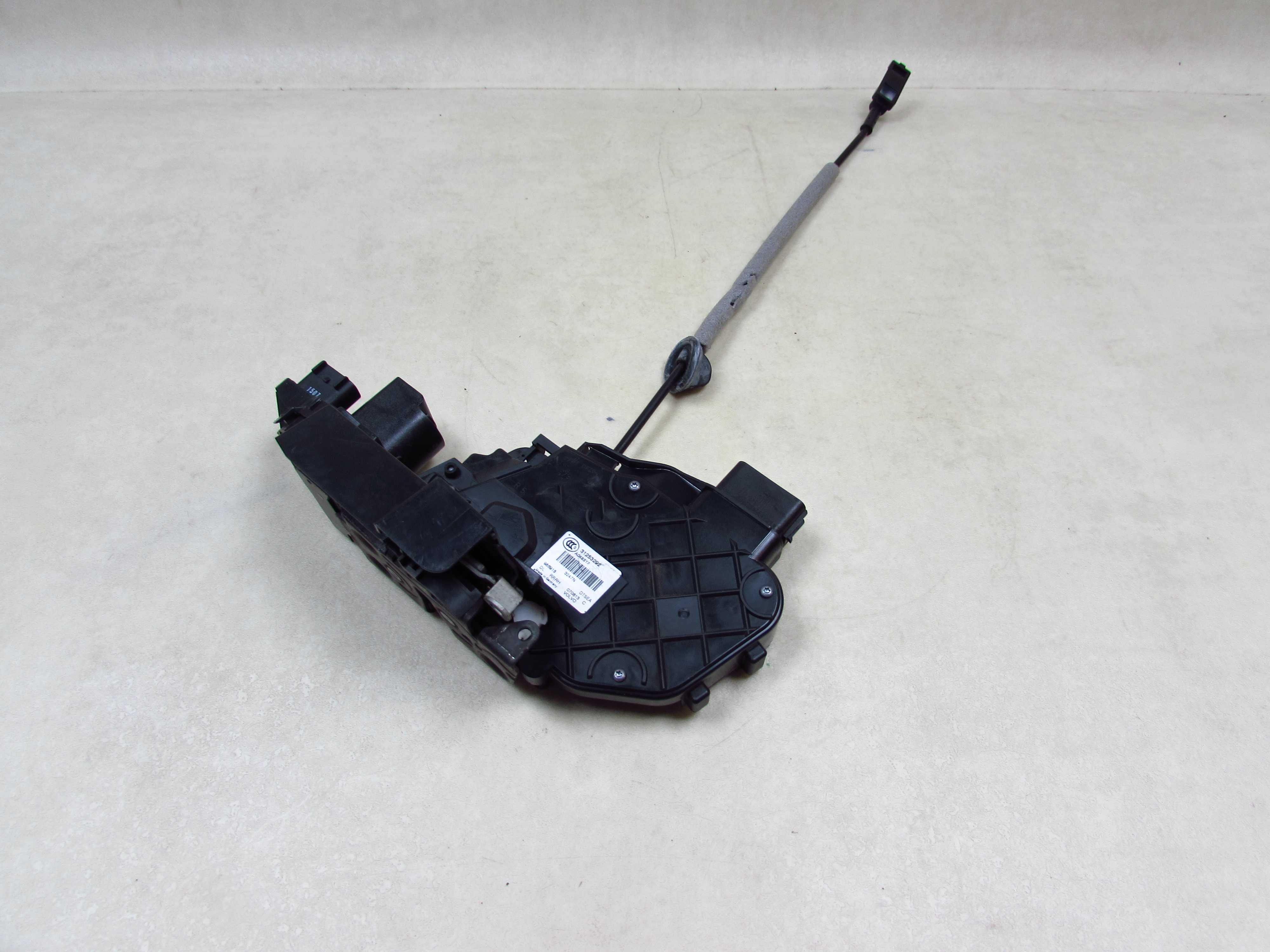 VOLVO V70 III S80 II XC70 III 06-16 ZAMEK DRZWI TYL PRAWY KEYLESS 10 PIN + 4 PIN 31253292