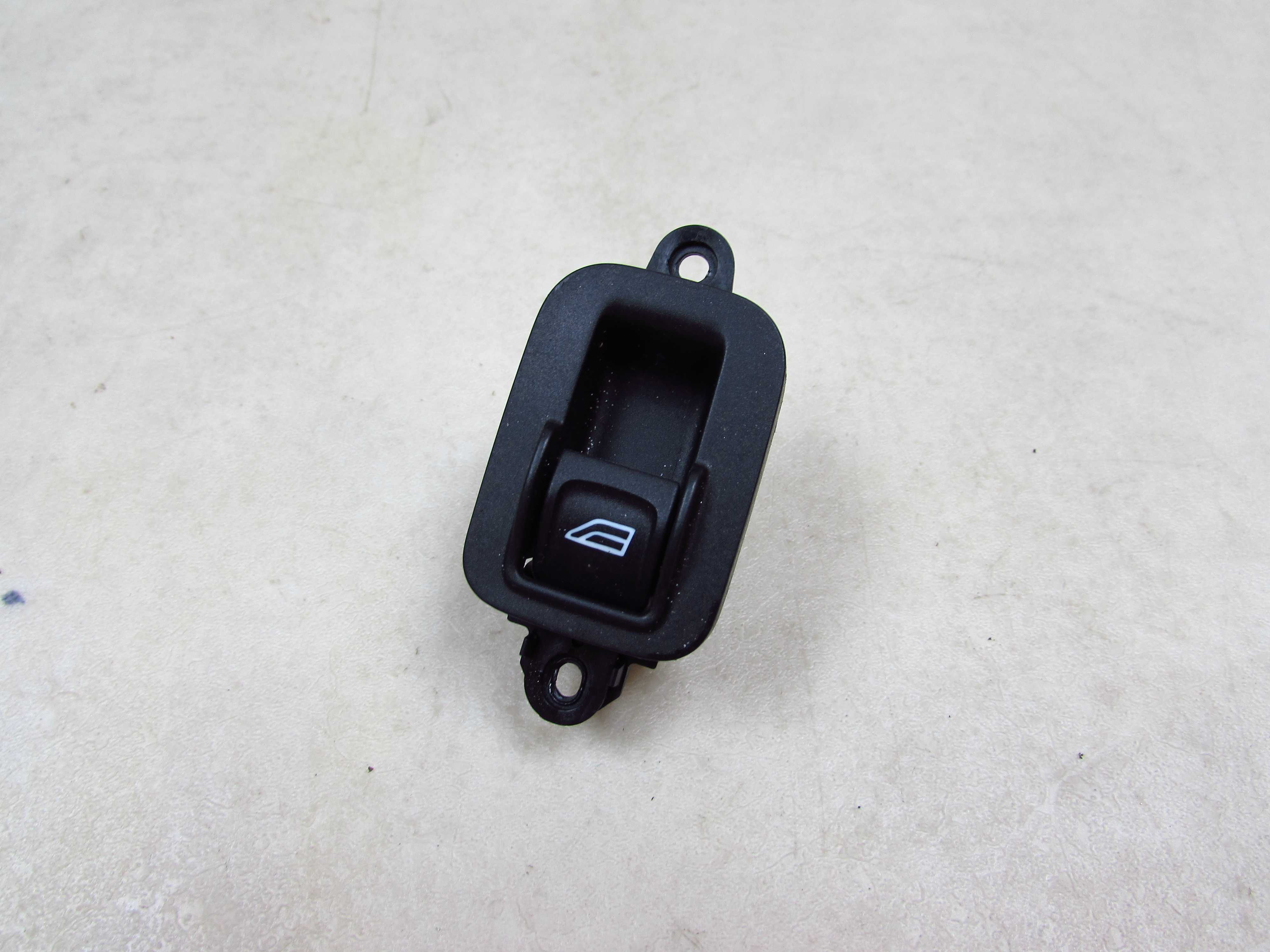 VOLVO S60 II V60 XC60 10- PRZELACZNIK PANEL PRZYCISK SZYB TYL 30773978