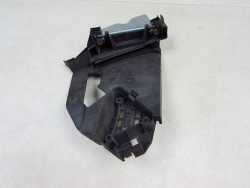 VOLVO XC60 08-13 PODSTAWA OSLONA ZAMKA DRZWI TYL PRAWY 30753338