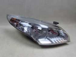 RENAULT MEGANE III 08-12 LAMPA PRZOD PRAWA REFLEKTOR EUROPA 260100017R
