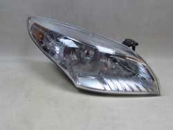 RENAULT MEGANE III 08-12 LAMPA PRZOD PRAWA REFLEKTOR EUROPA 260100017R