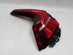VOLVO V60 II 18- LAMPA TYL LEWA LED 32291358