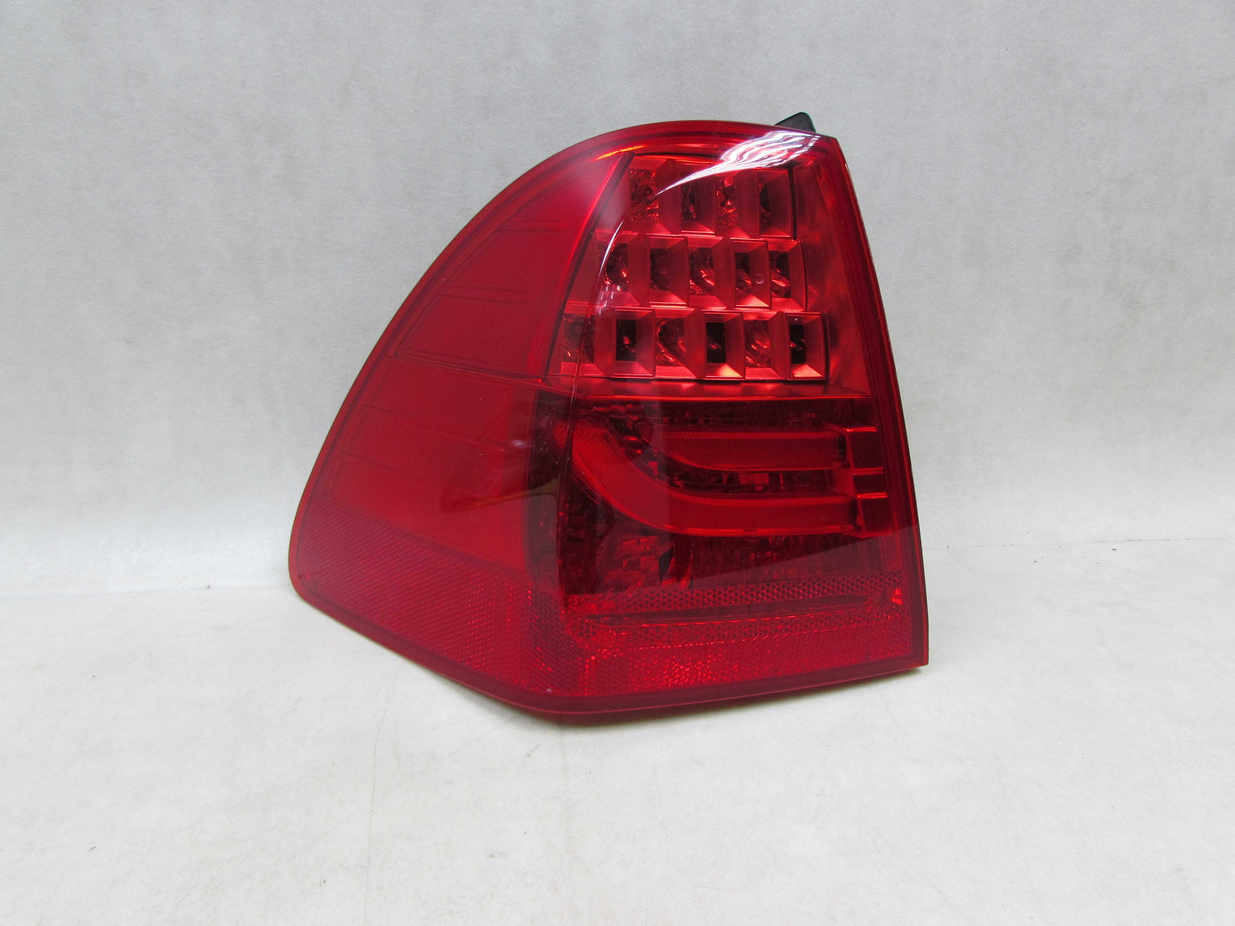BMW 3 E91 LIFT 08-12 LAMPA TYL LEWA LED 4871737 EUROPA