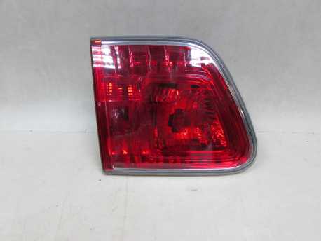 TOYOTA AVENSIS III T27 KOMBI 09-15 LAMPA TYL LEWA PRZECIWMGIELNA 81590-05110 EUROPA