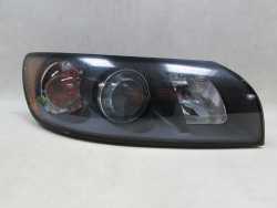 VOLVO S40 V50 04-07 LAMPA REFLEKTOR PRZOD PRAWA XENON 30678204 EUROPA