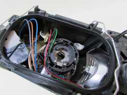 VOLVO S40 V50 04-07 LAMPA REFLEKTOR PRZOD PRAWA XENON 30678204 EUROPA