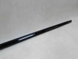 VOLVO XC40 C40 18- LISTWA USZCZELKA ZGARNIAJACA DRZWI PRZOD LEWA BLACK