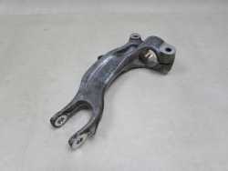 AUDI A4 B9 A5 8W 15-21 LAPA UCHWYT WSPORNIK MOCOWANIE AMORTYZATORA PRAWY PRZOD 8W0038