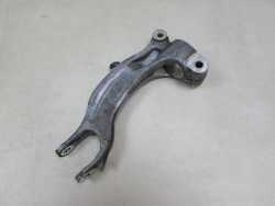 AUDI A4 B9 A5 8W 15-21 LAPA UCHWYT WSPORNIK MOCOWANIE AMORTYZATORA PRAWY PRZOD 8W0038