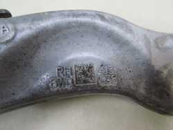 AUDI A4 B9 A5 8W 15-21 LAPA UCHWYT WSPORNIK MOCOWANIE AMORTYZATORA PRAWY PRZOD 8W0038