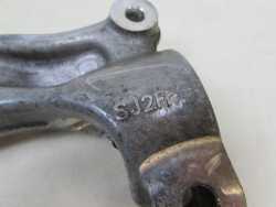 AUDI A4 B9 A5 8W 15-21 LAPA UCHWYT WSPORNIK MOCOWANIE AMORTYZATORA PRAWY PRZOD 8W0038