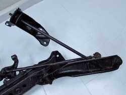 DAIHATSU HIJET PORTER 96-06 1.3 BELKA WOZEK SANKI WAHACZ ZAWIESZENIE PRZOD