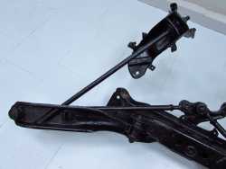 DAIHATSU HIJET PORTER 96-06 1.3 BELKA WOZEK SANKI WAHACZ ZAWIESZENIE PRZOD