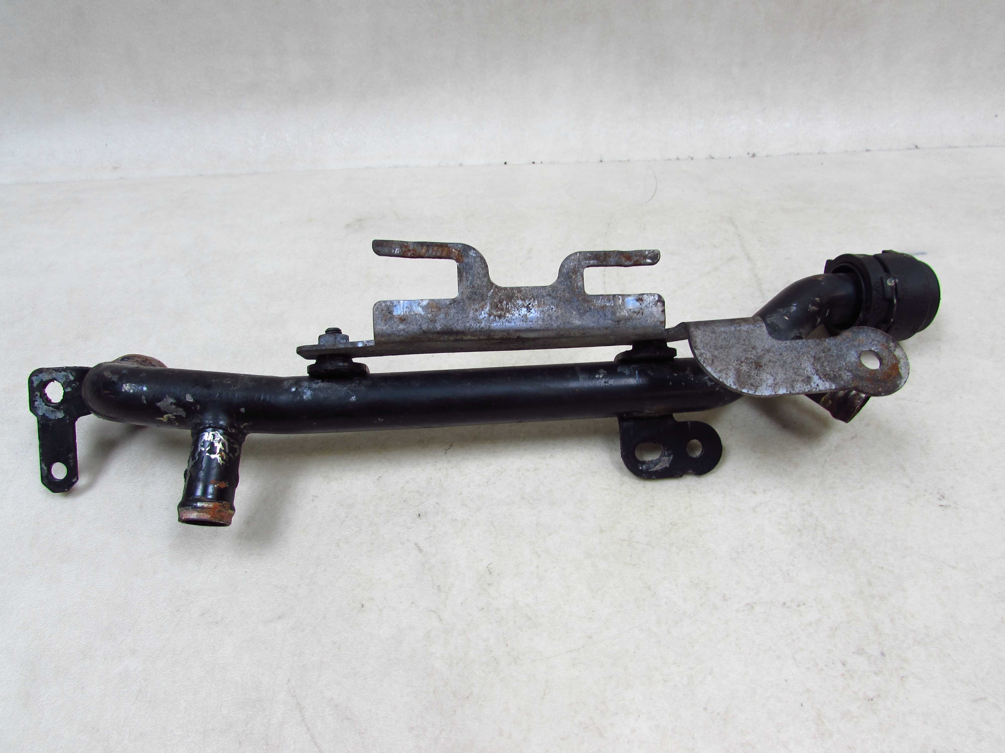 AUDI VW 2.0 TFSI BWE PRZEWOD RURA MAGISTRALA WODY 06D121065J