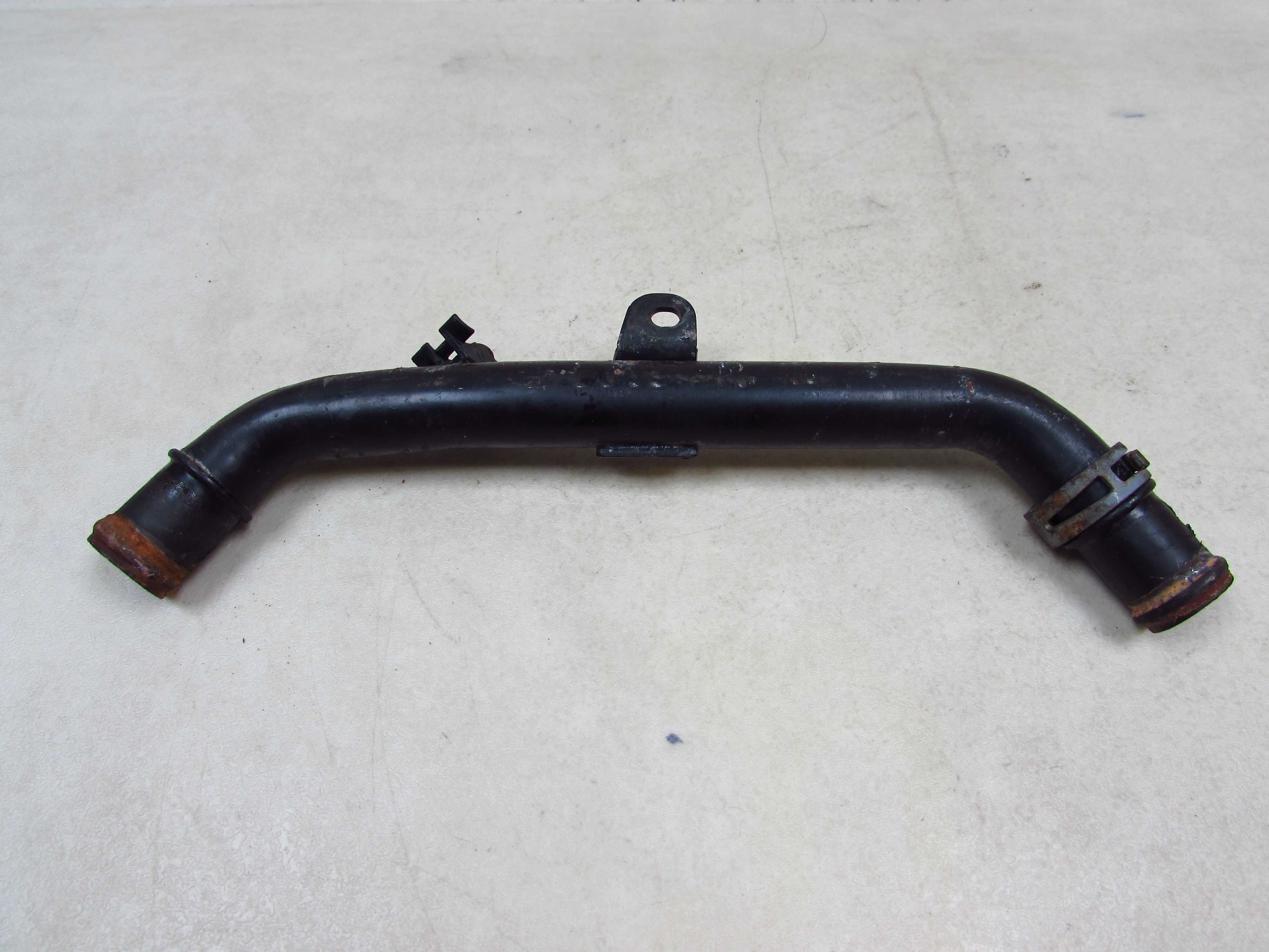 AUDI VW 2.0 TFSI BWE PRZEWOD RURA MAGISTRALA WODY 06D121065L